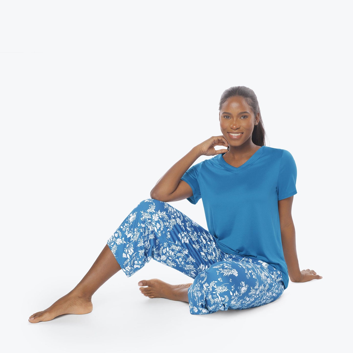 Boomerang Relaxed Tee & Cropped Pants Set