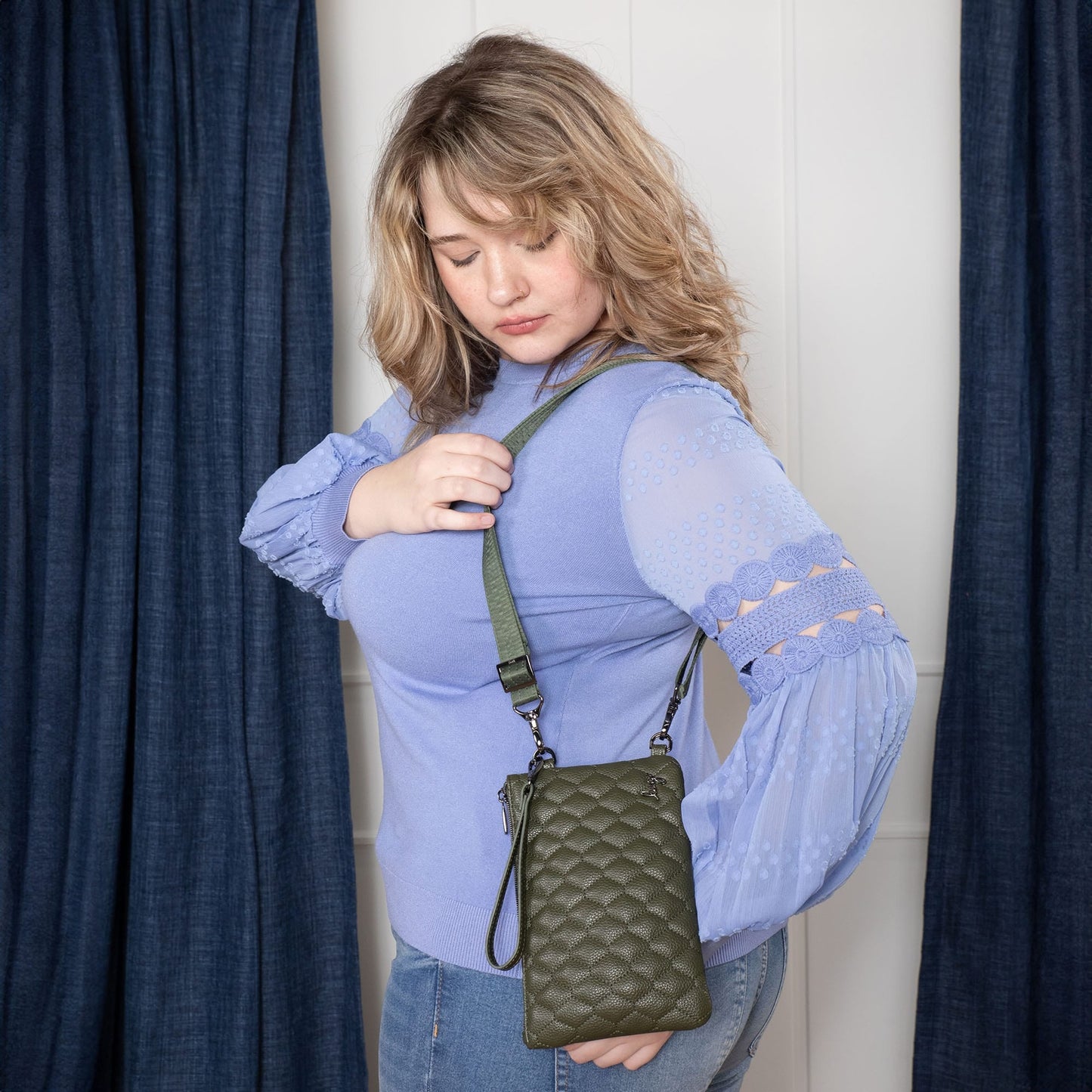 Peekaboo 2 Classic VL Convertible Crossbody Bag