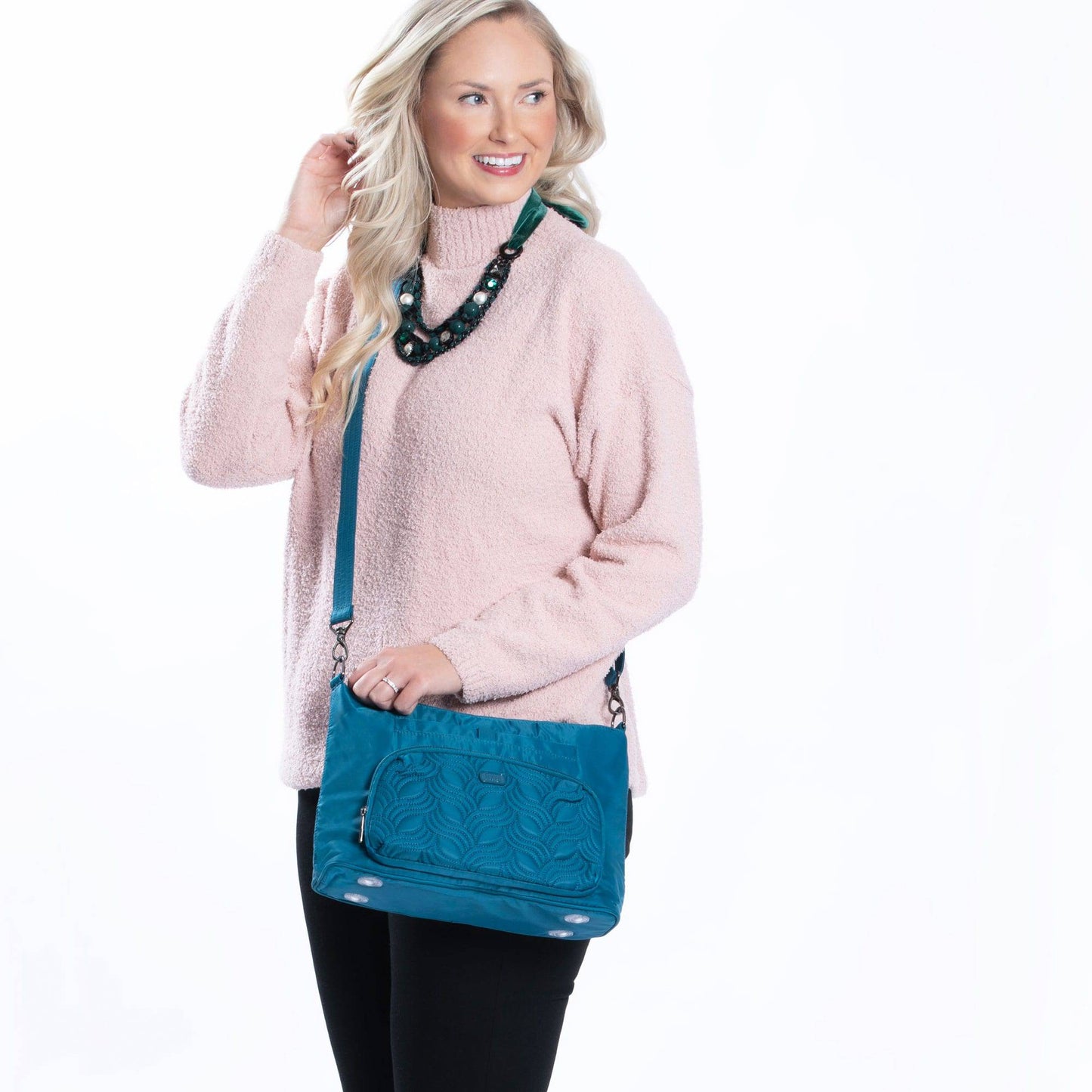 Samba XL Convertible Crossbody Bag